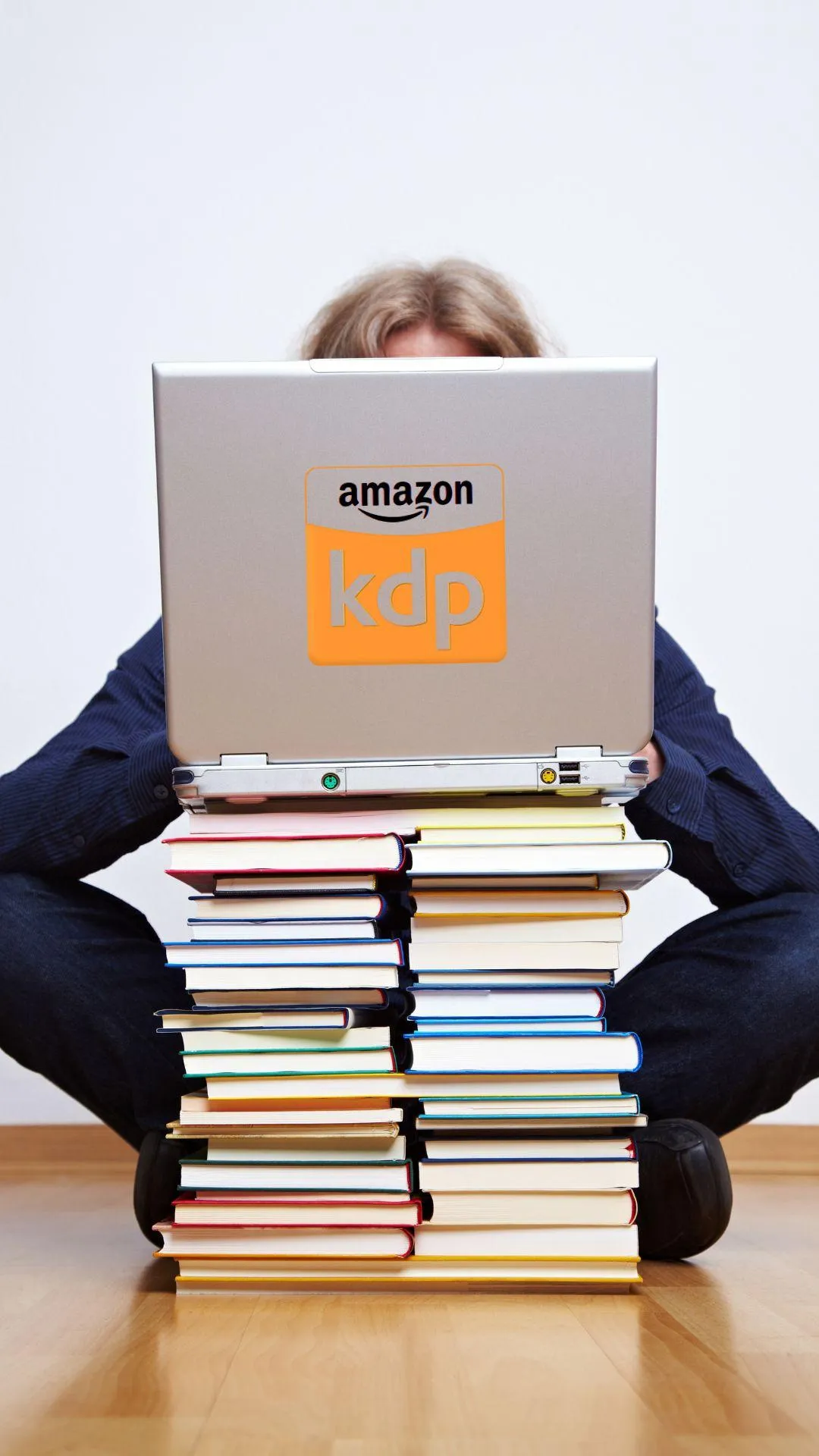 Amazon KDP - книги и лаптоп
